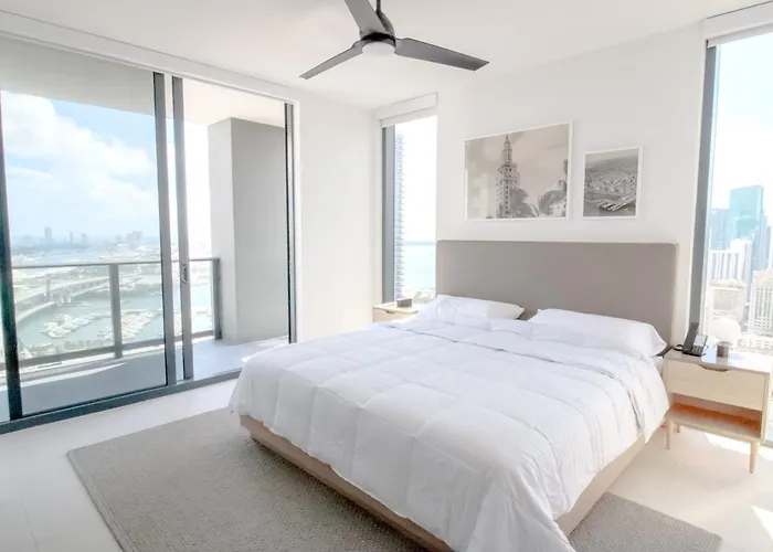 Luxurious Downtown Escape
