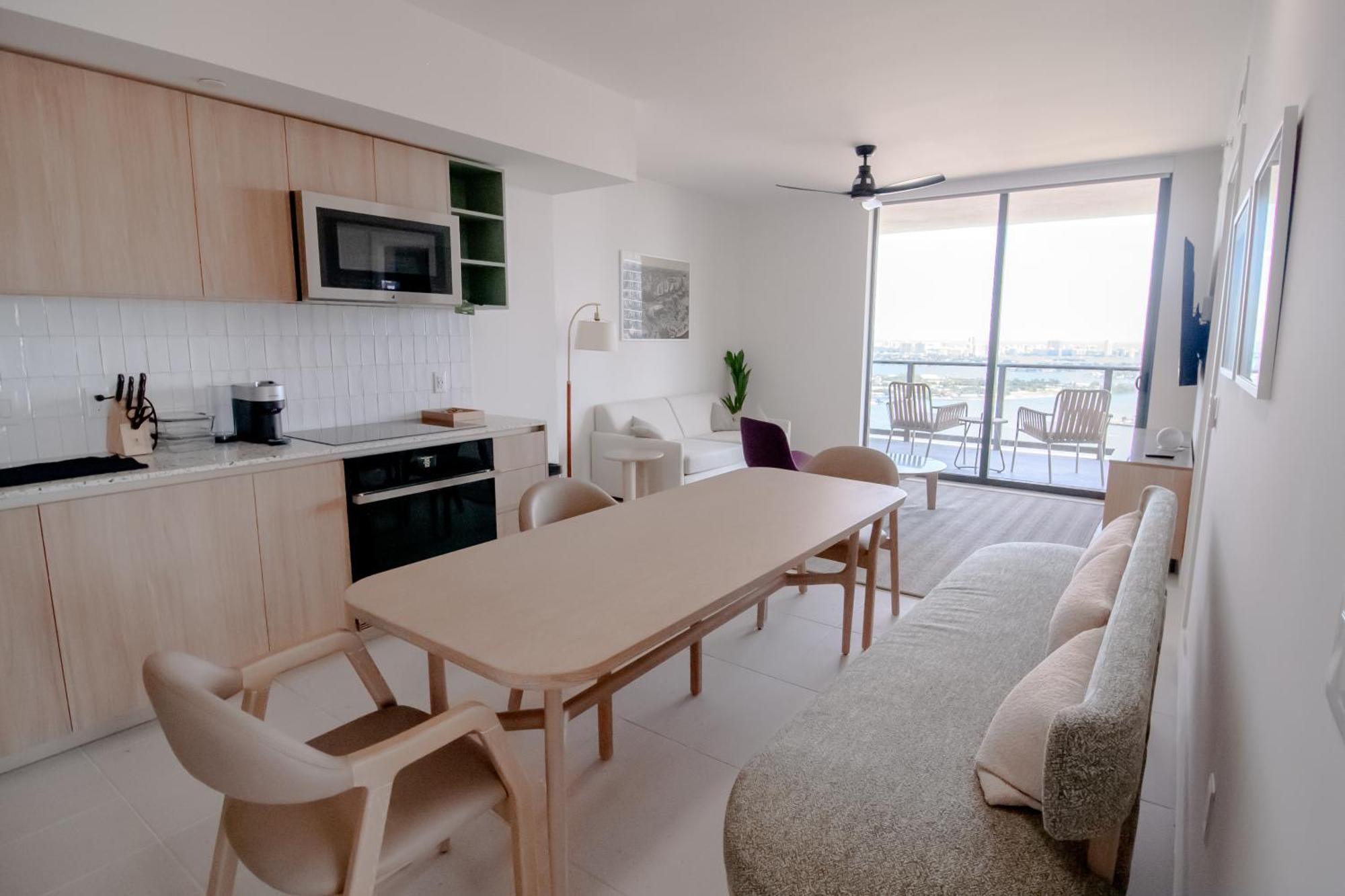 Luxurious Downtown Escape * Miami